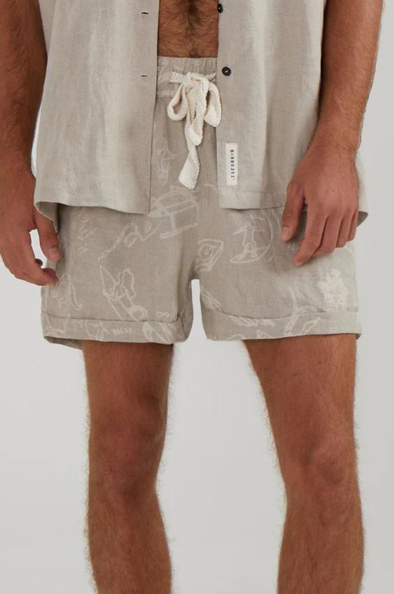 CUFFED LOUNGE LINEN SHORTS IN OAK TATTOO PRINT