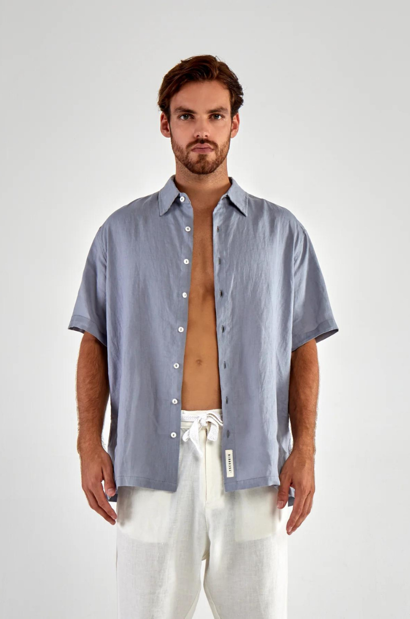 DATE NIGHT SHORT-SLEEVE LINEN SHIRT IN SLATE