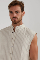 GUNS SLEEVELESS LINEN SHIRT IN OAK STRIPE